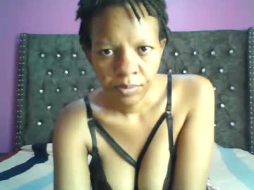 sexy lynne