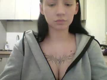 adelya meow