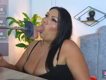 bigboobs violet