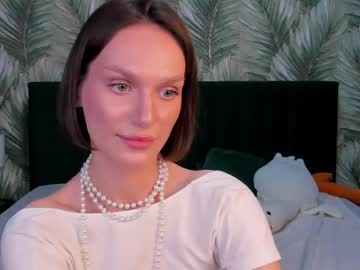 dominika foxy