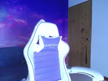 kira moon 01