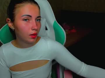 kira moon 1