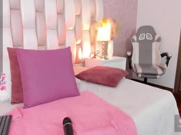 lia  taylor 