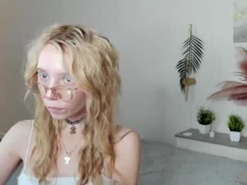 lil1y moore