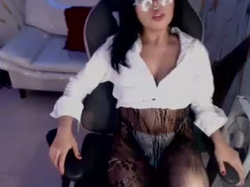 lilith sexy19