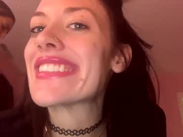 livingdeadgrl13