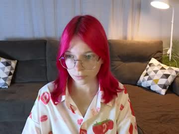 pink tilly