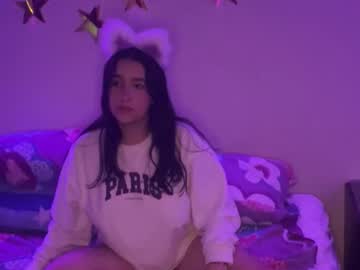 pinkchloee2