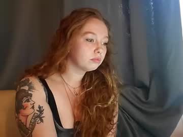 redvelvetphoeni